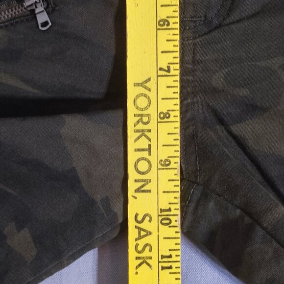 Zara Denim women's size 8 camo colour and pattern Moto style jeans - Picture 14 of 15